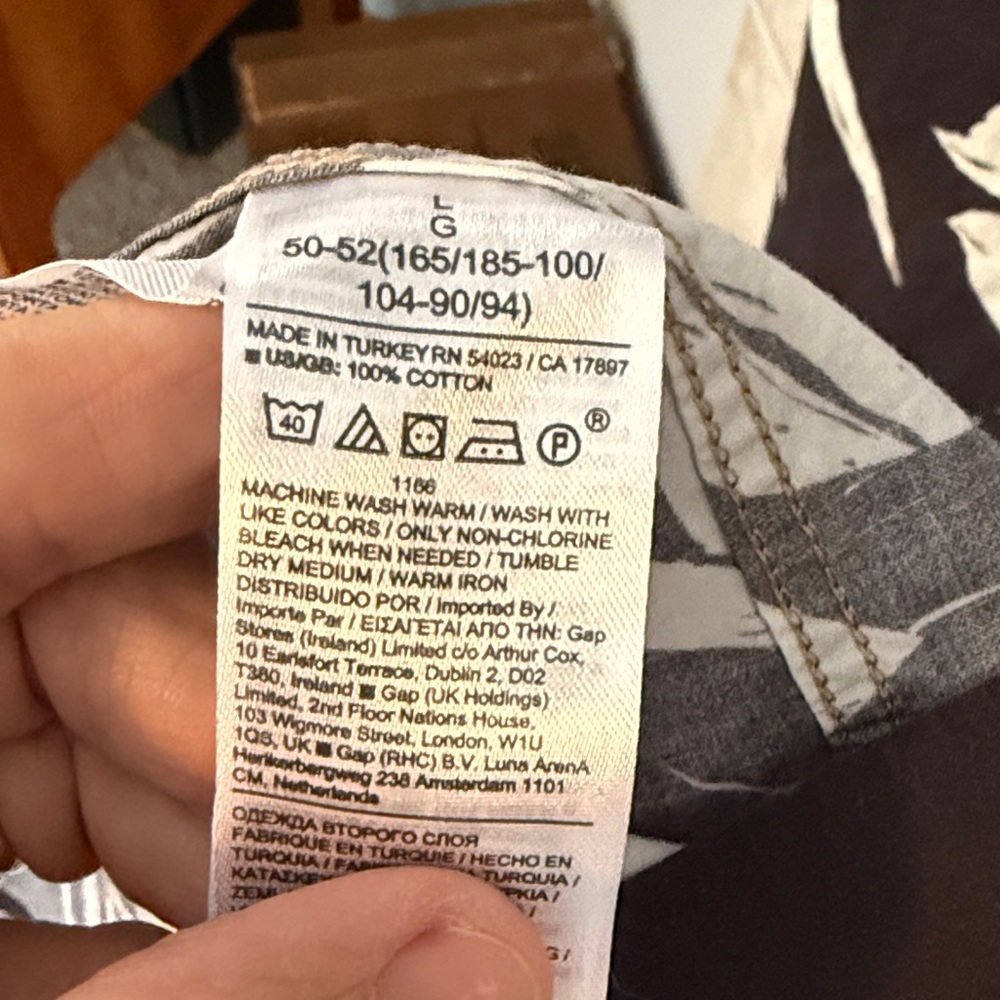 Banana Republic Black and White Leaf Print Shirt - Picture 3 of 5